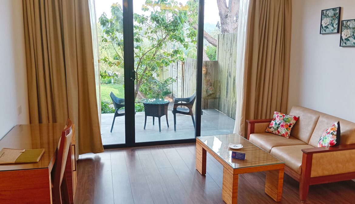 Lake-facing-with-Balcony-Garden-Access-201-07